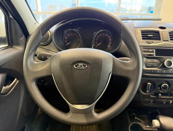 Lada (ВАЗ) Granta I Рестайлинг с пробегом 2018 года, цена 799 000 рублей, 48300 км, седан, Автокод Объявления