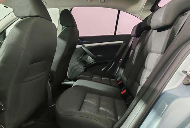 Skoda Octavia II (A5) Рестайлинг с пробегом 2009 года, цена 575 000 рублей, 214270 км, лифтбек, Автокод Объявления