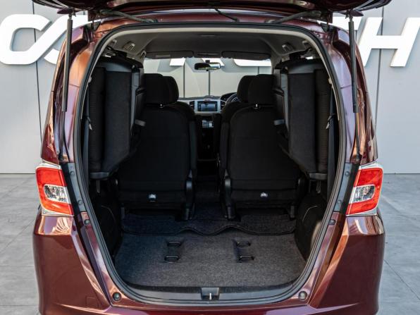 Honda Freed I Рестайлинг с пробегом 2014 года, цена 1 195 000 рублей, 154582 км, компактвэн, Автокод Объявления