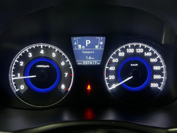 Hyundai Solaris I с пробегом 2012 года, цена 800 000 рублей, 237415 км, седан, Автокод Объявления