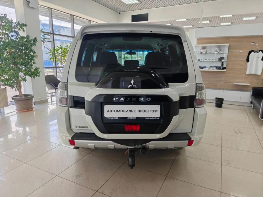 Mitsubishi Pajero IV Рестайлинг 2 Москва  - изображение 6