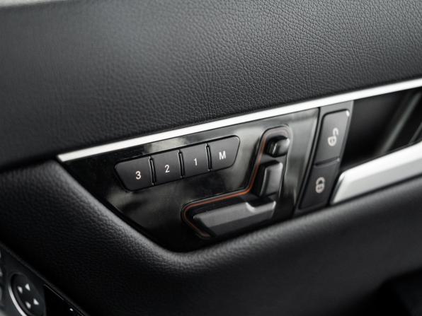 Mercedes-Benz C-Класс III (W204) Рестайлинг с пробегом 2012 года, цена 1 349 500 рублей, 92279 км, седан, Автокод Объявления