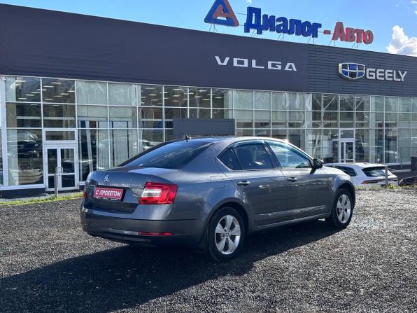 Skoda Octavia III (A7) Рестайлинг с пробегом 2018 года, цена 1 660 000 рублей, 245094 км, лифтбек, Автокод Объявления