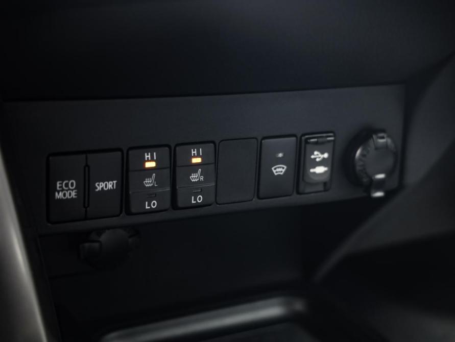 Toyota RAV4 IV (XA40) Рестайлинг Санкт-Петербург  - изображение 21