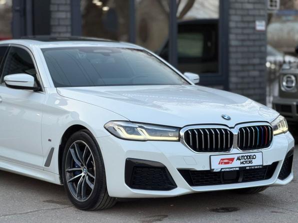 BMW 5 серии VII (G30/G31/G38) Рестайлинг с пробегом 2022 года, цена 4 390 000 рублей, 136082 км, седан, Автокод Объявления