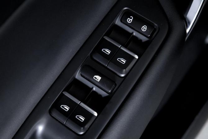 Geely Atlas I с пробегом 2020 года, цена 1 799 000 рублей, 63000 км, внедорожник, Автокод Объявления
