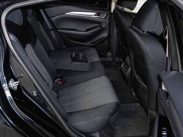 Mazda 6 III (GJ) Рестайлинг 2 с пробегом 2020 года, цена 2 360 000 рублей, 100250 км, седан, Автокод Объявления