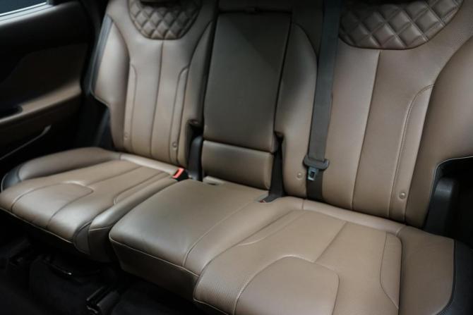 Hyundai Santa Fe IV Рестайлинг с пробегом 2021 года, цена 3 893 000 рублей, 76500 км, внедорожник, Автокод Объявления