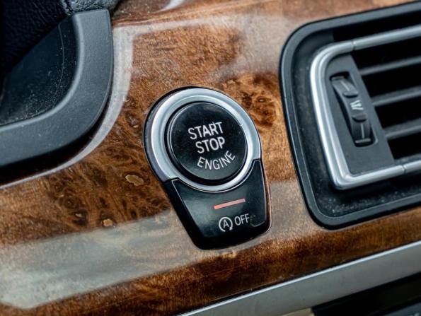 BMW 7 серии V (F01/F02/F04) Рестайлинг с пробегом 2012 года, цена 2 100 000 рублей, 271774 км, седан, Автокод Объявления