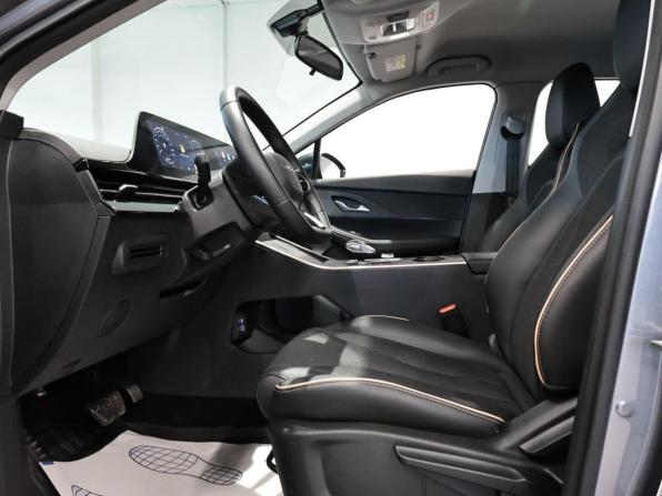 Omoda C5 I Рестайлинг с пробегом 2024 года, цена 1 975 400 рублей, 10700 км, внедорожник, Автокод Объявления