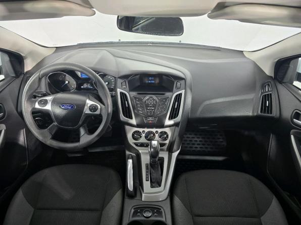 Ford Focus III с пробегом 2013 года, цена 950 000 рублей, 93793 км, хэтчбек, Автокод Объявления