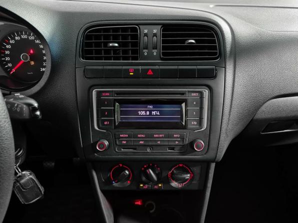 Volkswagen Polo V с пробегом 2012 года, цена 625 000 рублей, 190365 км, седан, Автокод Объявления