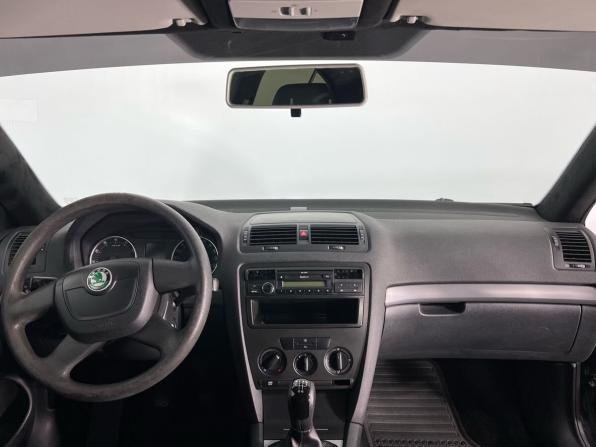 Skoda Octavia II (A5) Рестайлинг с пробегом 2012 года, цена 707 000 рублей, 122000 км, лифтбек, Автокод Объявления