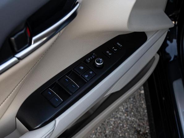 Toyota Camry VIII (XV70) Рестайлинг с пробегом 2021 года, цена 3 150 000 рублей, 89295 км, седан, Автокод Объявления