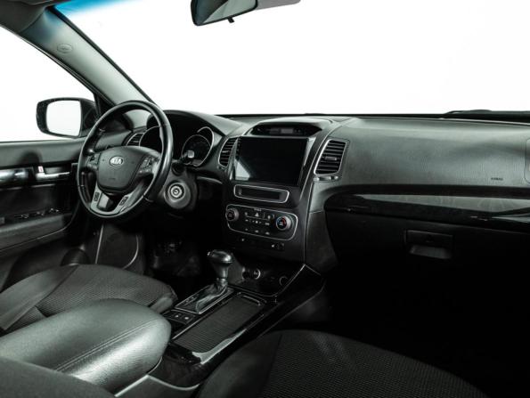 Kia Sorento II Рестайлинг с пробегом 2019 года, цена 2 459 700 рублей, 84812 км, внедорожник, Автокод Объявления
