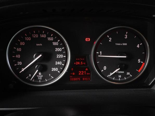 BMW 5 серии V (E60/E61) Рестайлинг с пробегом 2009 года, цена 999 000 рублей, 333075 км, седан, Автокод Объявления