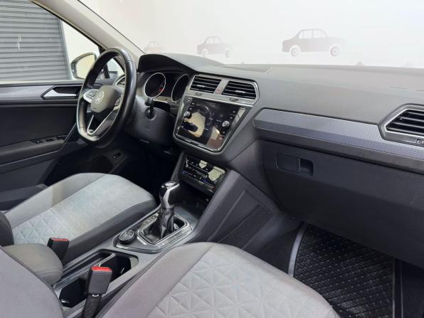 Volkswagen Tiguan II Рестайлинг с пробегом 2021 года, цена 2 100 000 рублей, 204518 км, внедорожник, Автокод Объявления