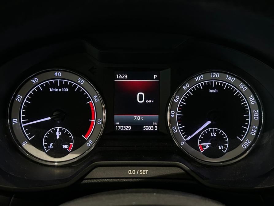 Skoda Octavia III (A7) Рестайлинг Санкт-Петербург  - изображение 23