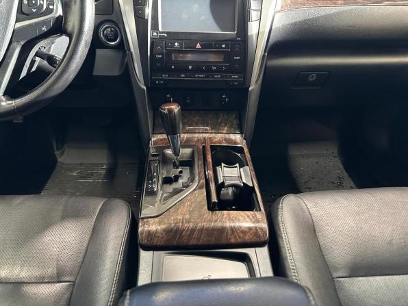 Toyota Camry VII (XV50) Рестайлинг с пробегом 2015 года, цена 2 290 000 рублей, 140000 км, седан, Автокод Объявления