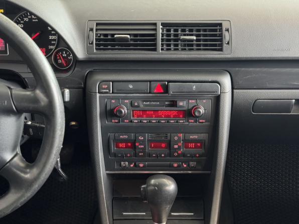 Audi A4 III (B7) с пробегом 2004 года, цена 445 000 рублей, 240000 км, седан, Автокод Объявления