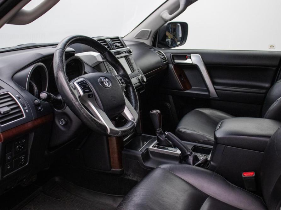 Toyota Land Cruiser Prado 150 Series Рестайлинг 1 Москва  - изображение 11
