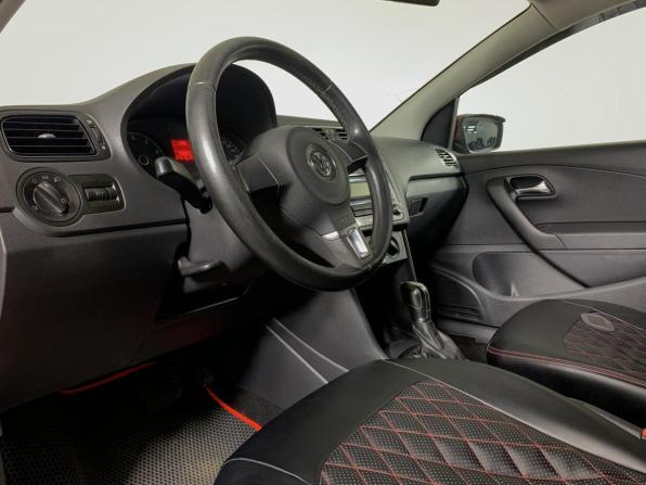 Volkswagen Polo V с пробегом 2012 года, цена 495 000 рублей, 256297 км, седан, Автокод Объявления