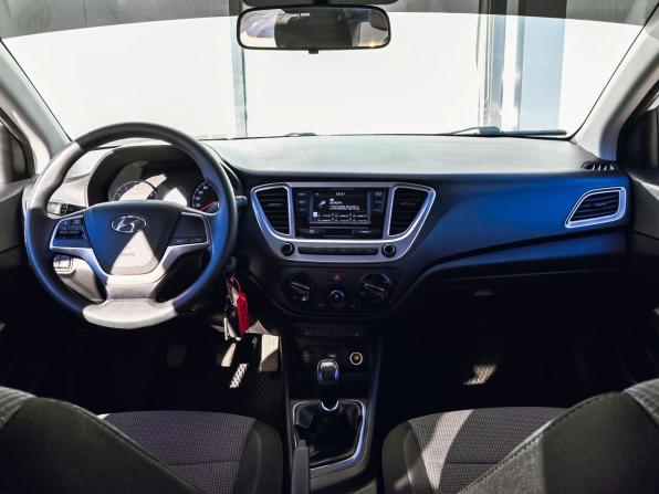 Hyundai Solaris II с пробегом 2019 года, цена 1 261 000 рублей, 106695 км, седан, Автокод Объявления