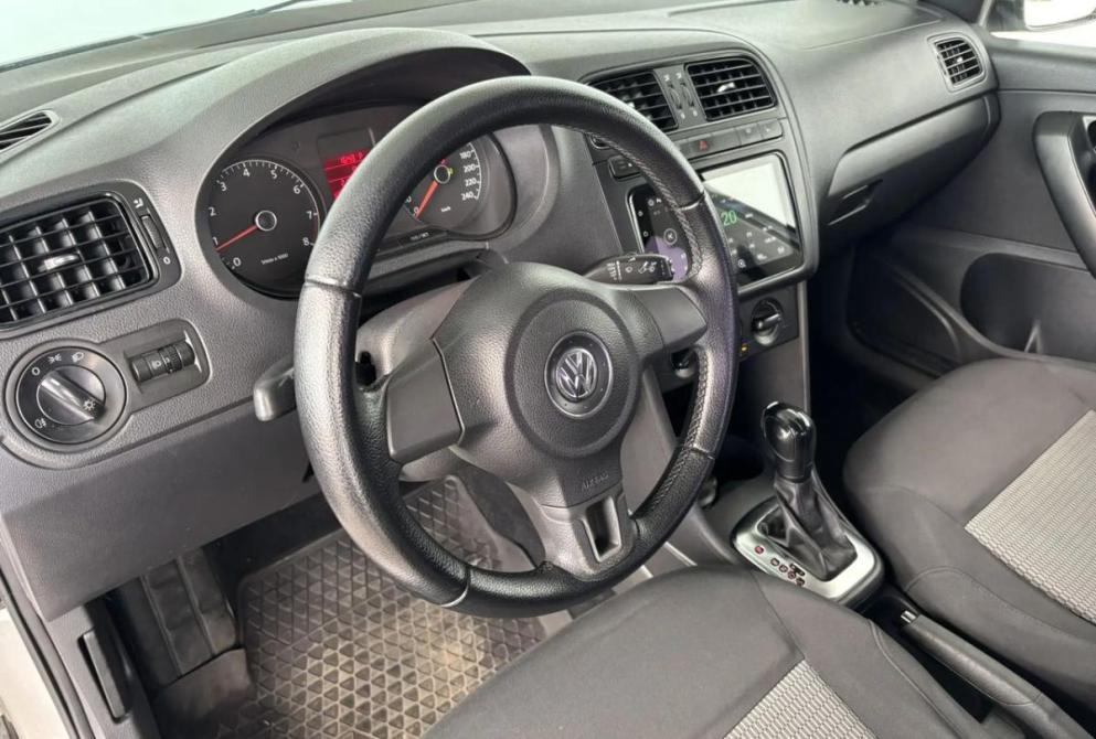 Volkswagen Polo V Киров  - изображение 19