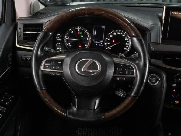 Lexus LX III Рестайлинг 2 с пробегом 2015 года, цена 5 849 000 рублей, 346660 км, внедорожник, Автокод Объявления