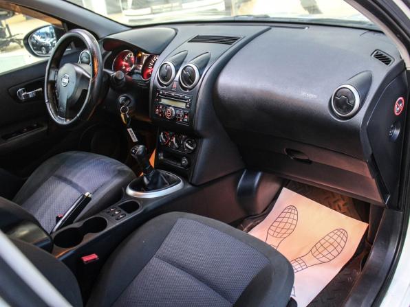 Nissan Qashqai I Рестайлинг с пробегом 2010 года, цена 899 000 рублей, 176477 км, внедорожник, Автокод Объявления