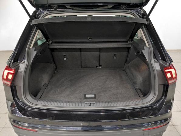 Volkswagen Tiguan II с пробегом 2019 года, цена 2 290 000 рублей, 118110 км, внедорожник, Автокод Объявления