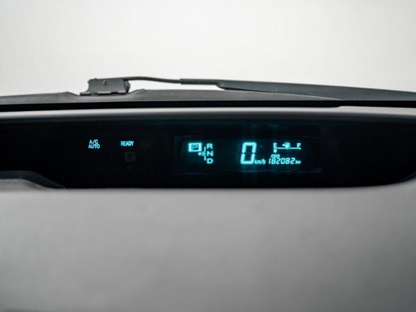 Toyota Prius II Рестайлинг (XW20) с пробегом 2010 года, цена 930 000 рублей, 182000 км, лифтбек, Автокод Объявления
