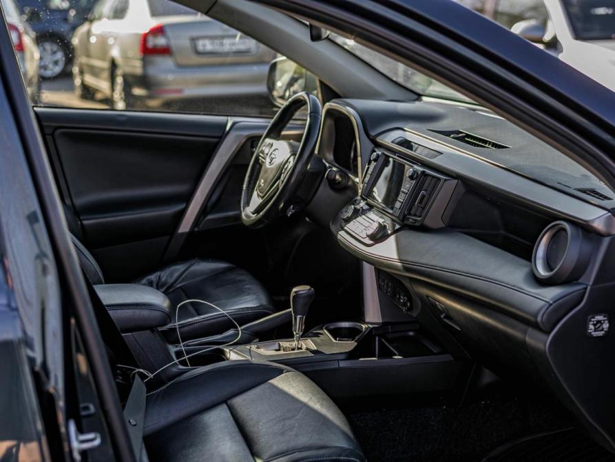 Toyota RAV4 IV (XA40) Рестайлинг Санкт-Петербург  - изображение 15