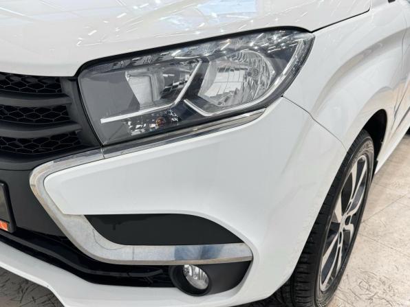 Lada (ВАЗ) XRAY I с пробегом 2017 года, цена 880 000 рублей, 97929 км, хэтчбек, Автокод Объявления