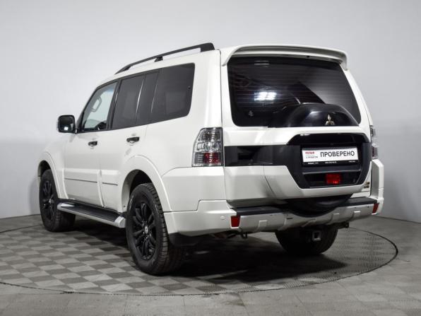 Mitsubishi Pajero IV Рестайлинг 2 с пробегом 2019 года, цена 3 527 980 рублей, 75435 км, внедорожник, Автокод Объявления