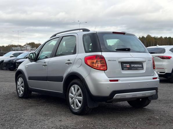 Suzuki SX4 I (Classic) Рестайлинг с пробегом 2013 года, цена 950 000 рублей, 106000 км, хэтчбек, Автокод Объявления