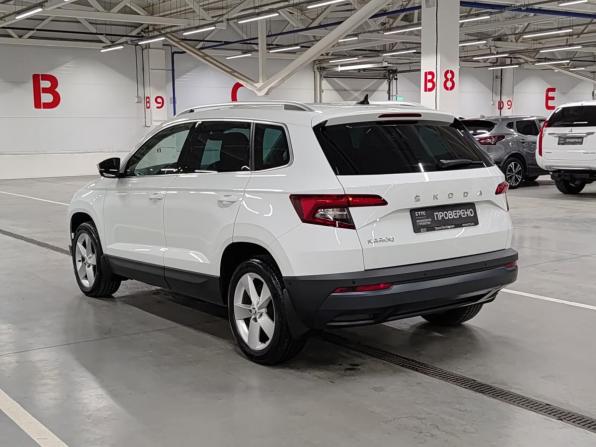 Skoda Karoq I с пробегом 2020 года, цена 2 149 000 рублей, 131671 км, внедорожник, Автокод Объявления
