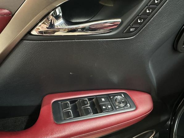 Lexus RX IV с пробегом 2016 года, цена 3 990 000 рублей, 170000 км, внедорожник, Автокод Объявления