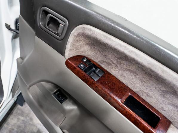 Nissan Elgrand I (E50) с пробегом 1997 года, цена 540 000 рублей, 365000 км, минивэн, Автокод Объявления
