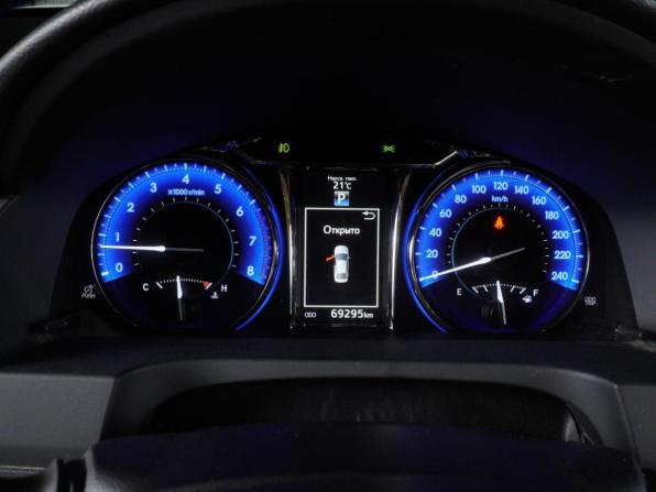 Toyota Camry VII (XV50) Рестайлинг с пробегом 2015 года, цена 2 490 000 рублей, 69295 км, седан, Автокод Объявления
