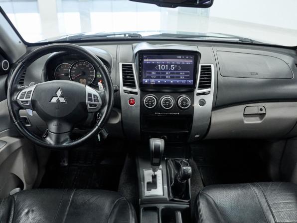 Mitsubishi Pajero Sport II Рестайлинг с пробегом 2015 года, цена 1 873 000 рублей, 145020 км, внедорожник, Автокод Объявления