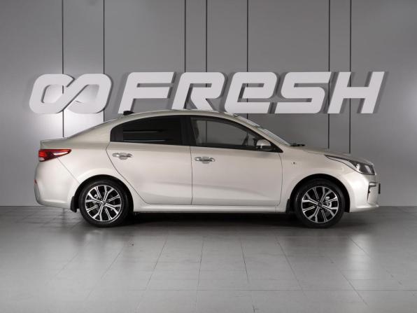 Kia Rio IV с пробегом 2018 года, цена 1 529 000 рублей, 93291 км, седан, Автокод Объявления