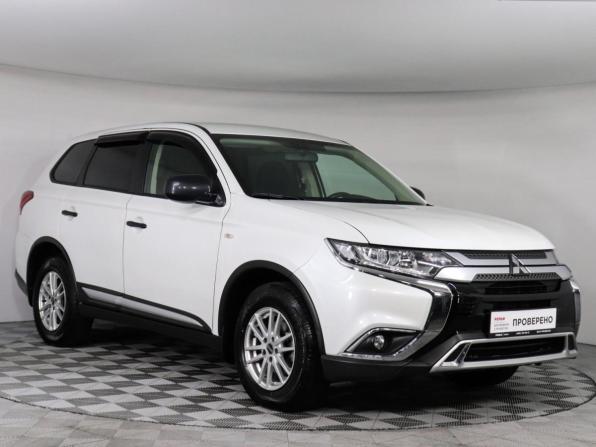 Mitsubishi Outlander III Рестайлинг 3 с пробегом 2020 года, цена 2 290 000 рублей, 32218 км, внедорожник, Автокод Объявления
