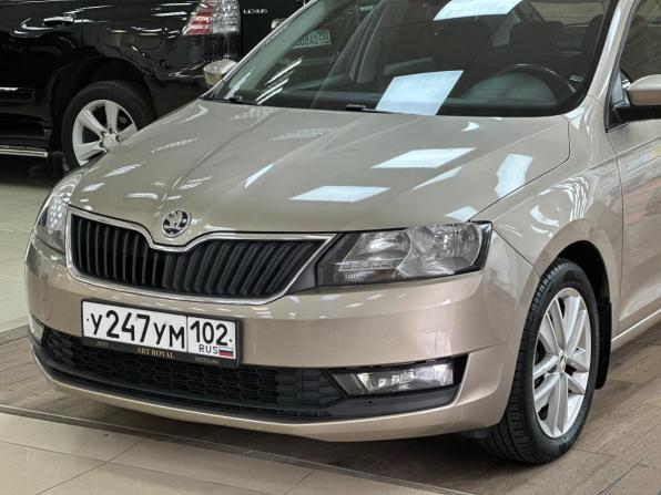 Skoda Rapid I Рестайлинг с пробегом 2017 года, цена 1 390 000 рублей, 53250 км, лифтбек, Автокод Объявления