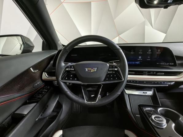 Cadillac GT4 с пробегом 2023 года, цена 5 220 000 рублей, 25036 км, внедорожник, Автокод Объявления