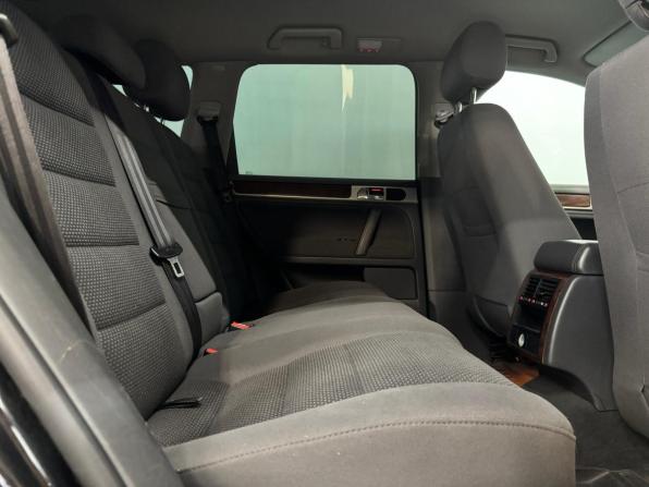 Volkswagen Touareg I Рестайлинг с пробегом 2009 года, цена 1 277 000 рублей, 140000 км, внедорожник, Автокод Объявления