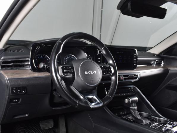 Kia K5 III с пробегом 2021 года, цена 2 399 995 рублей, 110851 км, седан, Автокод Объявления