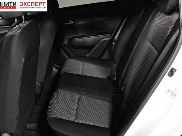 Kia Rio IV с пробегом 2018 года, цена 1 357 000 рублей, 91587 км, хэтчбек, Автокод Объявления
