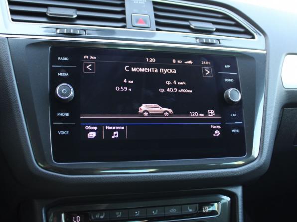 Volkswagen Tiguan II с пробегом 2018 года, цена 2 679 000 рублей, 168752 км, внедорожник, Автокод Объявления