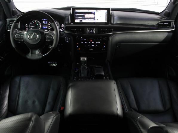 Lexus LX III Рестайлинг 2 с пробегом 2016 года, цена 5 850 000 рублей, 187682 км, внедорожник, Автокод Объявления